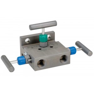  3010-MFC Hard Seat, Flange x 1/2 NPT- Female, Steel 3 Valve Manifold