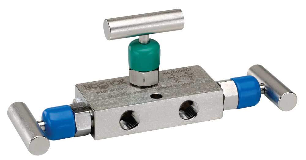  3610-FFS-P2-T1 3-Valve Differential Pressure Mini Manifold Valve HARD SEAT 1/4 NPTGRAFITE  Female x 1/4 NPT Female, 316 SS
