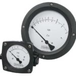  45-1022-P100-A2P-1 4.5 Differential Gauge 2 X 1/4 NPT Side Conn